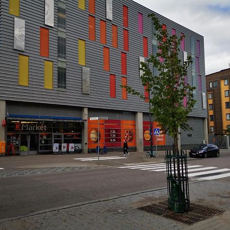 Apartament Ruby Studio 5Min To Vantaa Airport And 20Min To Helsinki Center Zewnętrze zdjęcie