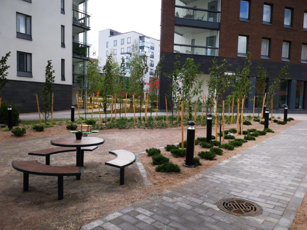 Apartament Ruby Studio 5Min To Vantaa Airport And 20Min To Helsinki Center Zewnętrze zdjęcie