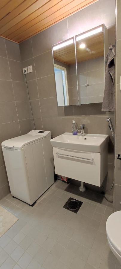 Apartament Ruby Studio 5Min To Vantaa Airport And 20Min To Helsinki Center Zewnętrze zdjęcie